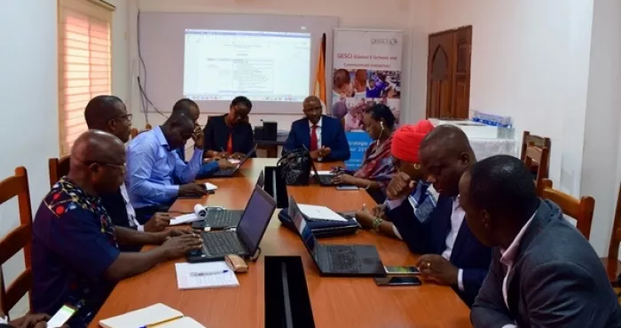 cote-d-ivoire-transformation-numerique-des-experts-reflechissent-sur-la-perennisation-du-projet-ecoles-numeriques-d-excellence-africaine