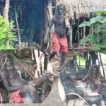 bongouanou-un-fils-d-ande-vit-depuis-plus-de-40-ans-en-foret-avec-sa-famille-il-refuse-de-retourner-au-village