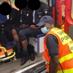 yamoussoukro-en-partance-pour-man-une-des-suiveuses-du-dg-de-la-police-nationale-fait-une-sortie-de-route