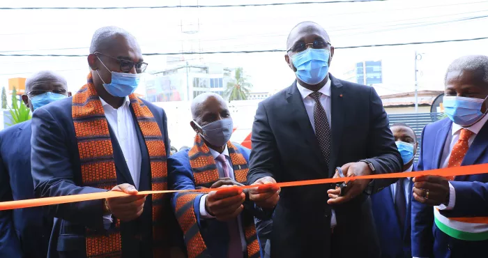 orange-lance-la-banque-dediee-au-grand-public-et-au-secteur-informel-des-prets-desormais-disponibles-en-instantane