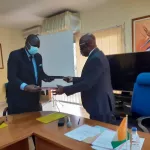 protection-du-couple-mere-enfant-aka-aouele-et-l-ardci-signent-une-convention-de-collaboration