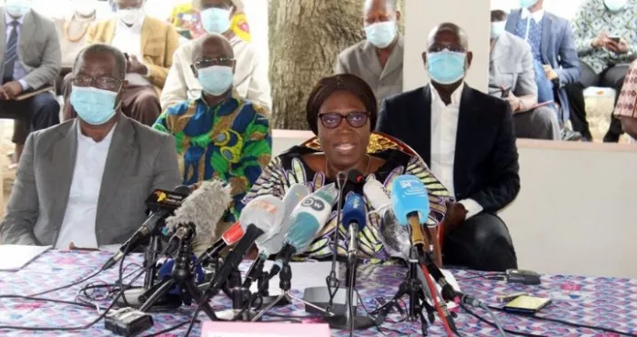 apres-le-retrait-du-nom-de-gbagbo-de-la-liste-electorale-simone-gbagbo-menace-et-invite-le-president-de-la-cei-a-demissionner