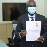 presidentielle-2020-marcel-amon-tanoh-obtient-le-parrainage-de-22-regions-sa-candidature-deposee-ce-samedi-a-la-cei