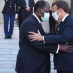 alassane-ouattara-livre-des-secrets-apres-sa-rencontre-avec-emmanuel-macron-nous-nous-sommes-rejouis-de-nos-convergences-de-vue-sur-la-situation