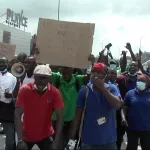 greve-des-agents-de-carrefour-retail-les-employes-denoncent-un-mauvais-traitement-salarial