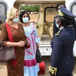 visite-d-etat-dans-le-moronou-la-premiere-dame-dominique-ouattara-rejoint-son-epoux-a-bongouanou