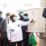 electrification-rurale-les-1000-habitants-du-village-d-assikro-arrah-desormais-connectes-au-reseau-electrique-national