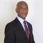 presidentielle-2020-nathalie-yamb-lider-annonce-des-milliers-de-parrainages-sur-le-fil-du-rasoir-pour-mamadou-koulibaly