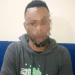 abobo-apres-avoir-perdu-son-emploi-il-vole-plus-de-2-millions-francs-cfa-chez-sa-copine-qui-l-a-heberge