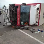 port-bouet-en-evacuant-un-accidente-une-ambulance-des-sapeurs-pompiers-fait-un-tonneau-plusieurs-victimes-dans-le-rang-des-soldats-du-feu