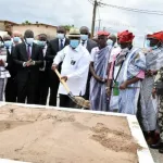 route-le-president-alassane-ouattara-lance-les-travaux-de-bitumage-de-l-axe-sinfra-bouafle