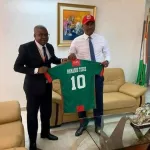 inauguration-du-stade-d-ebimpe-le-ministre-mamadou-toure-supporter-de-l-africa-sports-nargue-l-asec-mimosas