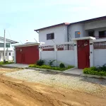 bingerville-un-bras-de-fer-entre-coproprietaires-et-un-promoteur-immobilier-vire-a-la-bagarre