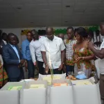 5eme-anniversaire-de-la-jeunesse-estudiantine-de-cote-d-ivoire-jeci-assahore-konan-jacques-dg-du-tresor-definit-l-etudiant-nouveau-lors-d-un-diner-gala