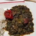 la-sauce-saka-saka-accompagnee-de-bon-riz-parfume