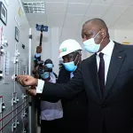 electricite-le-premier-ministre-ivoirien-hamed-bakayoko-met-en-service-le-poste-de-distribution-d-electricite-d-anani-port-bouet