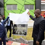 distribution-de-medicaments-le-premier-ministre-hamed-bakayoko-inaugure-l-antenne-regionale-de-la-nouvelle-pharmacie-de-la-sante-publique-a-bouake