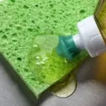 comment-faire-un-liquide-vaisselle-fait-maison