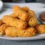 les-mozzarella-sticks-ou-batonnets-de-mozzarella