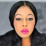 cote-d-ivoire-une-celebre-blogueuse-injuriee-pour-son-avis-sur-la-candidature-d-alassane-ouattara