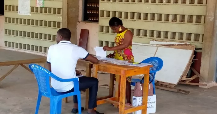 retrait-des-cartes-electeurs-pas-d-engouement-dans-les-bureaux-de-votes
