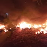 languibonou-le-qg-de-campagne-du-rhdp-incendie-les-jeunes-erigent-plusieurs-barrages-sur-les-routes