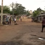 des-jeunes-armes-de-machettes-et-d-armes-a-feu-s-en-prennent-aux-populations-de-yopougon-koute