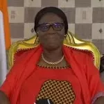 a-l-issue-du-scrutin-presidentiel-simone-gbagbo-declare-une-situation-de-vacance-du-pouvoir-et-appelle-a-un-gouvernement-de-transition