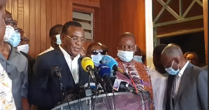 l-opposition-ivoirienne-met-en-place-un-contre-gouvernement-et-declare-bedie-comme-le-president-du-conseil-national-de-transition