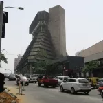 jour-1-apres-la-proclamation-des-resultats-la-vie-reprend-progressivement-son-cours-normal-bus-et-gbakas-en-circulation