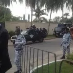 24h-apres-la-tentative-d-arrestation-a-sa-residence-le-point-de-la-situation-devant-chez-bedie