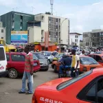 abidjan-renoue-avec-les-embouteillages