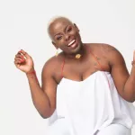 accusee-de-pratiques-homosexuelles-yvidero-donne-de-ses-nouvelles-depuis-la-france