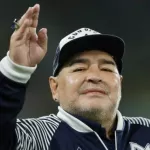 deces-diego-armando-maradona-emporte-par-une-crise-cardiaque