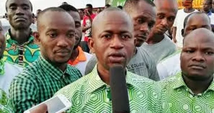 apres-la-suspension-du-dialogue-politique-valentin-kouassi-tout-feu-tout-flamme-le-combat-continue-jusqu-au-respect-de-la-constitution-par-alassane-ouattara