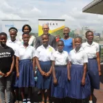 education-des-jeunes-filles-bollore-transport-logistics-veut-reduire-la-fracture-numerique-au-sein-de-la-gente-feminine