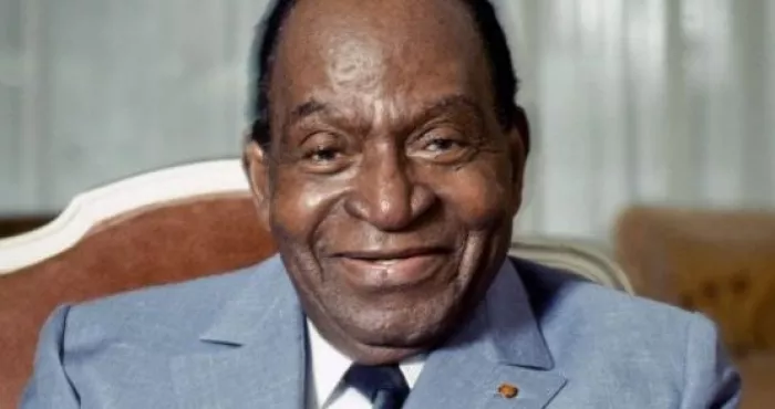 27e-anniversaire-du-deces-d-houphouet-boigny-bedie-et-les-fideles-du-pdci-posent-un-acte-fort-depuis-cocody