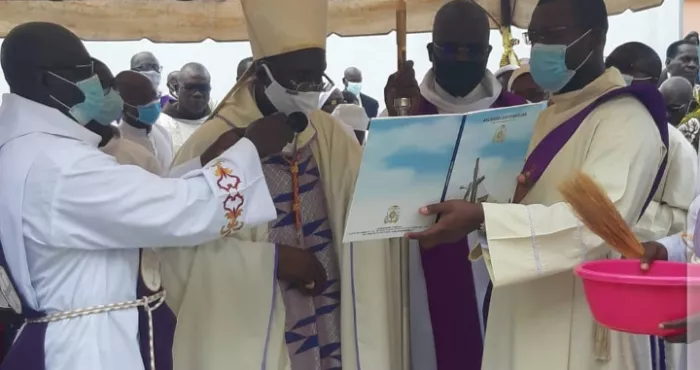 jean-pierre-cardinal-kutwa-martele-si-tu-n-arrives-pas-a-chercher-la-reconciliation-sache-que-tu-es-perdu