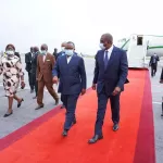 investiture-d-alassane-ouattara-plusieurs-officiels-dont-nicolas-sarkozy-accueillis-par-hamed-bakayoko