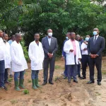 insertion-professionnelle-mamadou-toure-offre-10-fermes-avicoles-aux-jeunes-du-sud-comoe