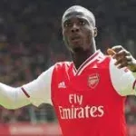 football-un-ancien-joueur-d-arsenal-tape-durement-sur-nicolas-pepe