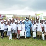 lutte-contre-l-insalubrite-anne-ouloto-sensibilise-les-enfants