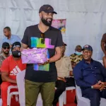 plateau-od-et-fally-ipupa-ga-tent-les-orphelins-de-militaires