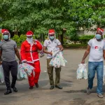 arbre-de-noel-une-association-de-jeunes-travailleurs-chretiens-offre-le-sourire-a-une-cinquantaine-d-enfants