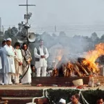 apres-sa-mort-ses-voisins-reclament-son-argent-voici-la-raison