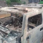 yopougon-maroc-le-vehicule-hummer-de-tiken-jah-fakoly-consume-par-le-feu-en-son-absence
