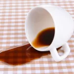 comment-enlever-les-taches-sur-les-nappes-de-table-astuces