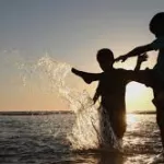 bonheur-et-bien-etre-4-regles-d-or-pour-vivre-heureux-toute-sa-vie