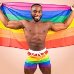 le-fils-d-un-celebre-politicien-avoue-oui-je-suis-gay