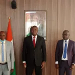 delivrance-des-cartes-cijp-2021-le-president-vamara-coulibaly-presente-le-rapport-final-de-la-commission-paritaire-au-ministre-sidi-toure